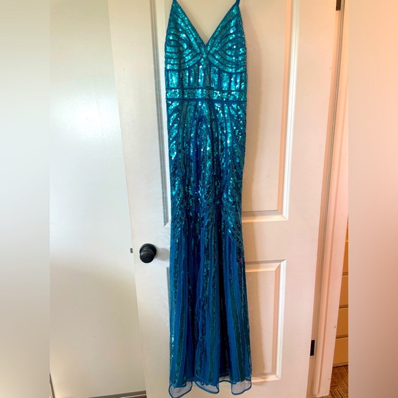 Fashion Nova Dresses & Skirts - Fashion Nova Blue Floor-Length Sequin Dress-size L